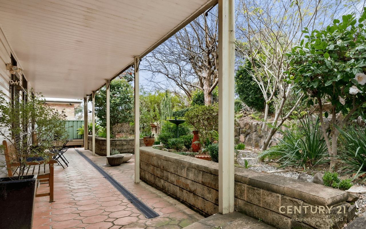 10 Cooroy Crescent, Yellow Rock, NSW 2777