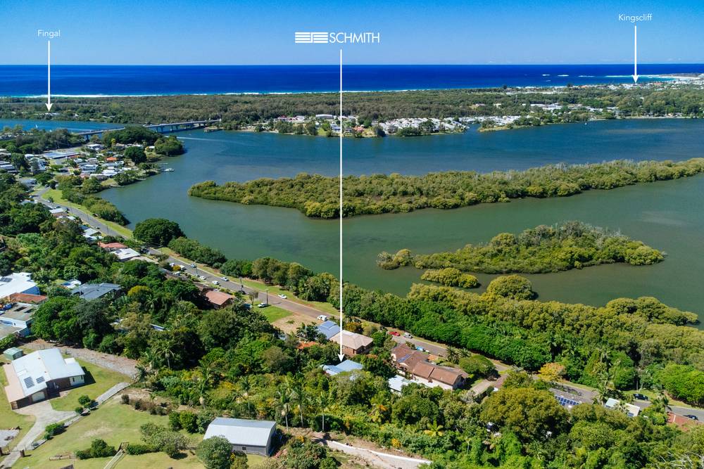 69 Bimbadeen Avenue, BANORA POINT, NSW 2486