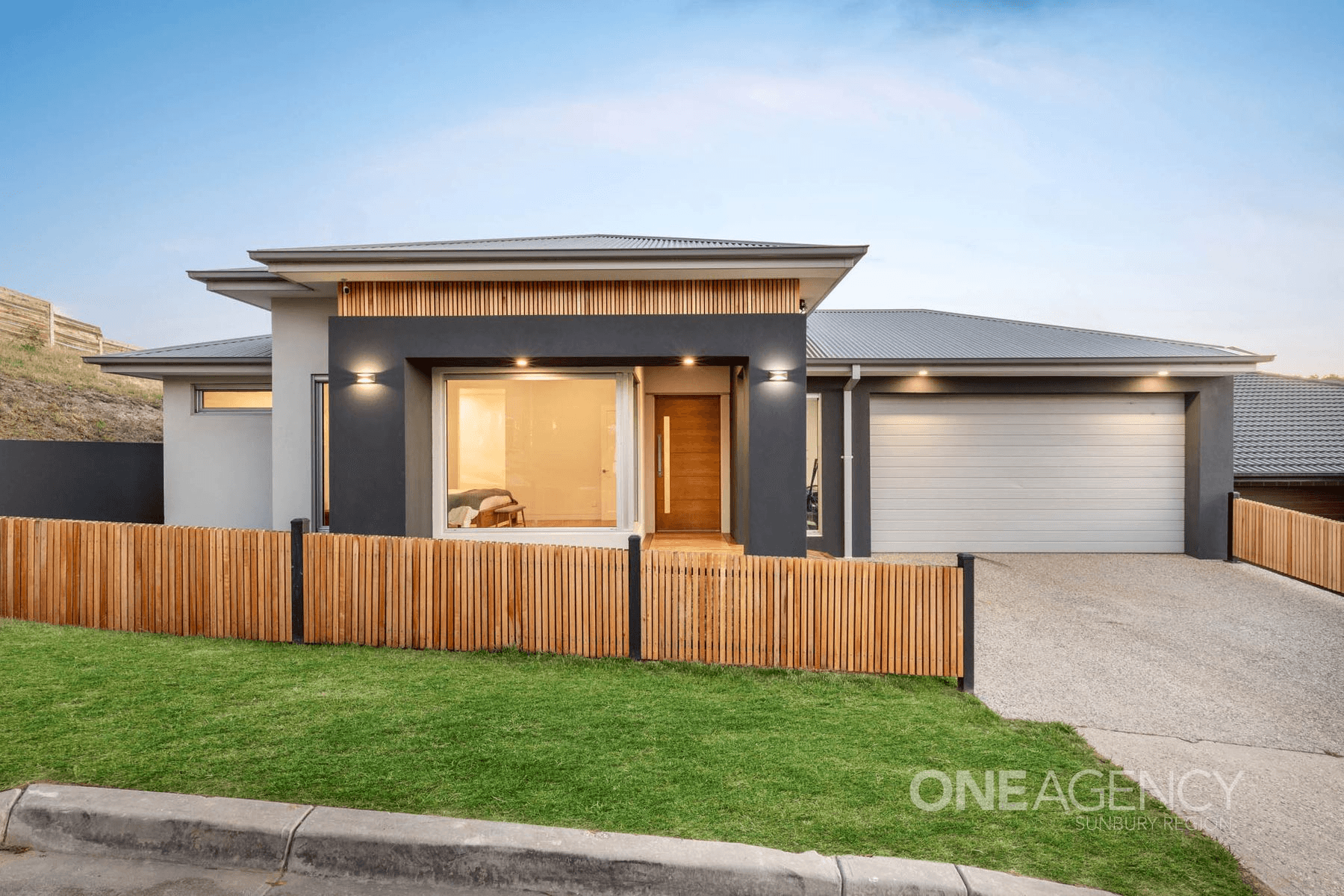 12 Amity Place, Sunbury, VIC 3429