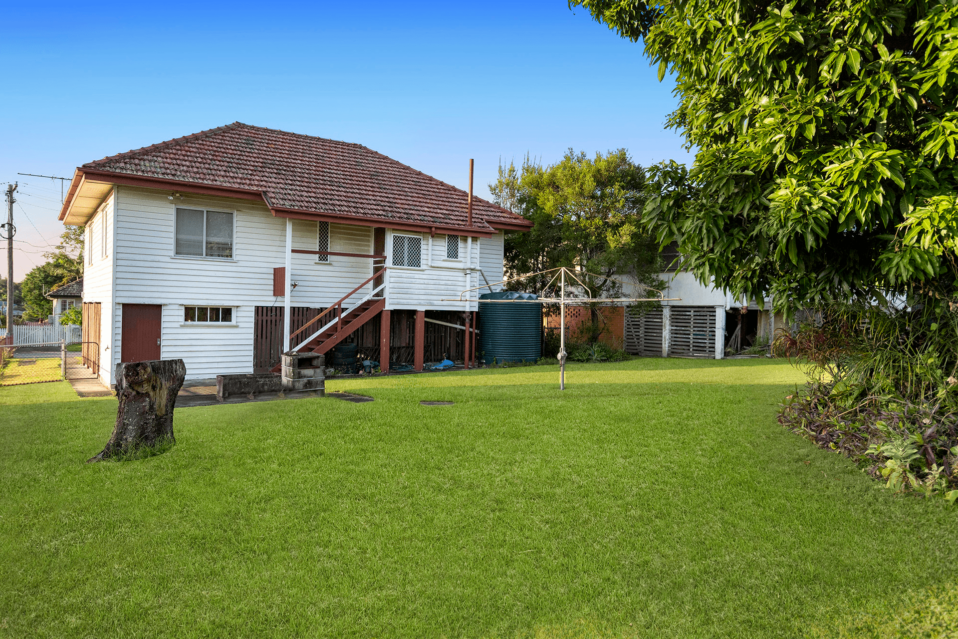 4 Lichfield Street, Carina, QLD 4152