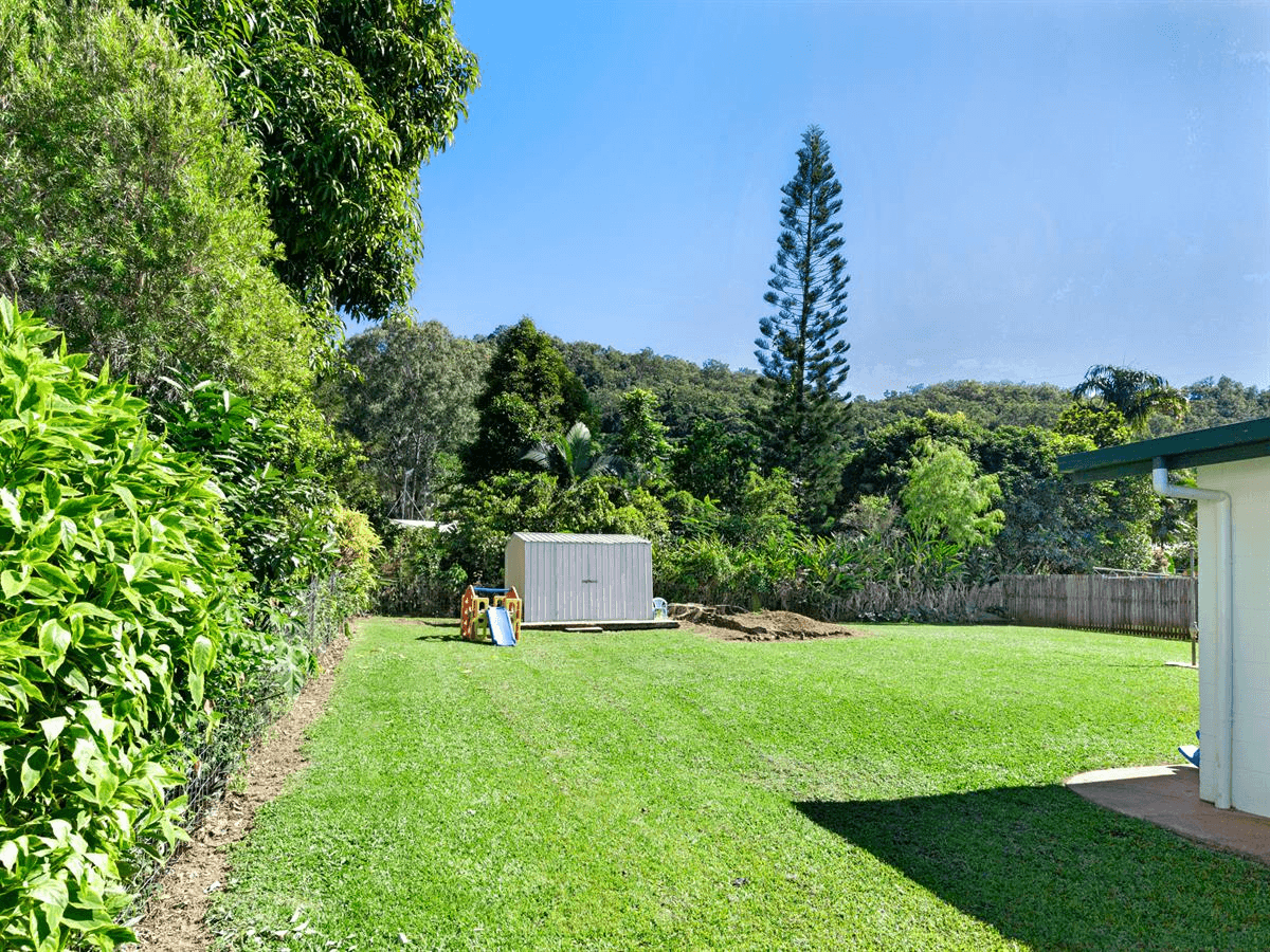 53 Impey Steet, Caravonica, QLD 4878