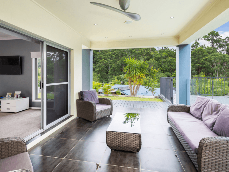 19 Castlereagh Close, Pacific Pines, QLD 4211