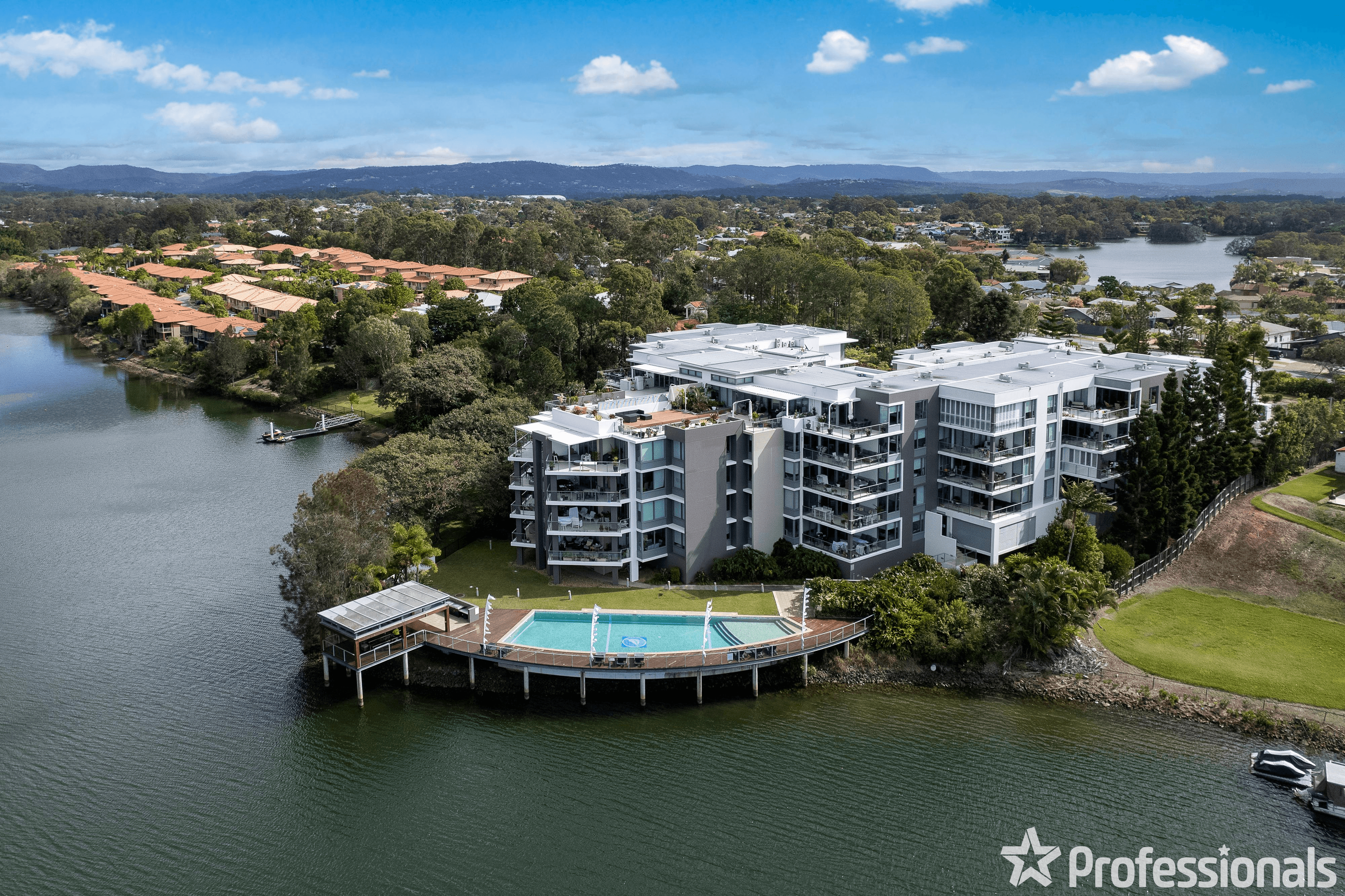 214/22-24 Ben Lexcen Place, ROBINA, QLD 4226