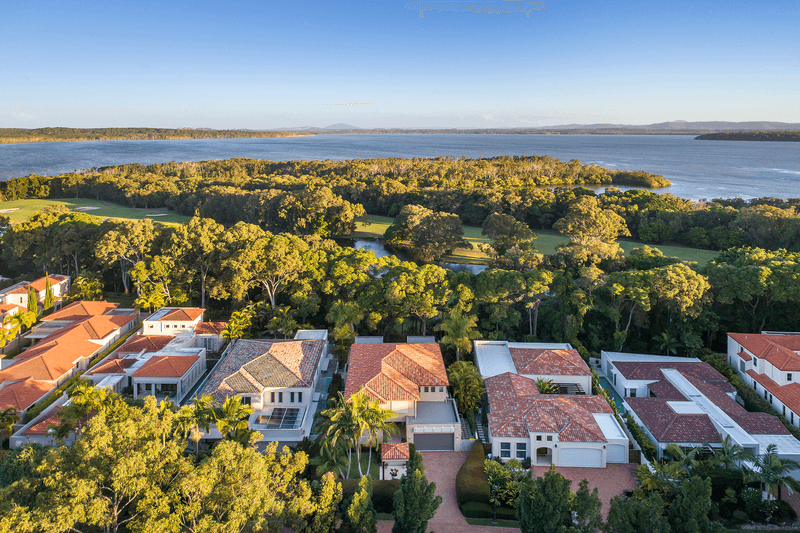 544/61 Noosa Springs Drive, Noosa Heads, QLD 4567