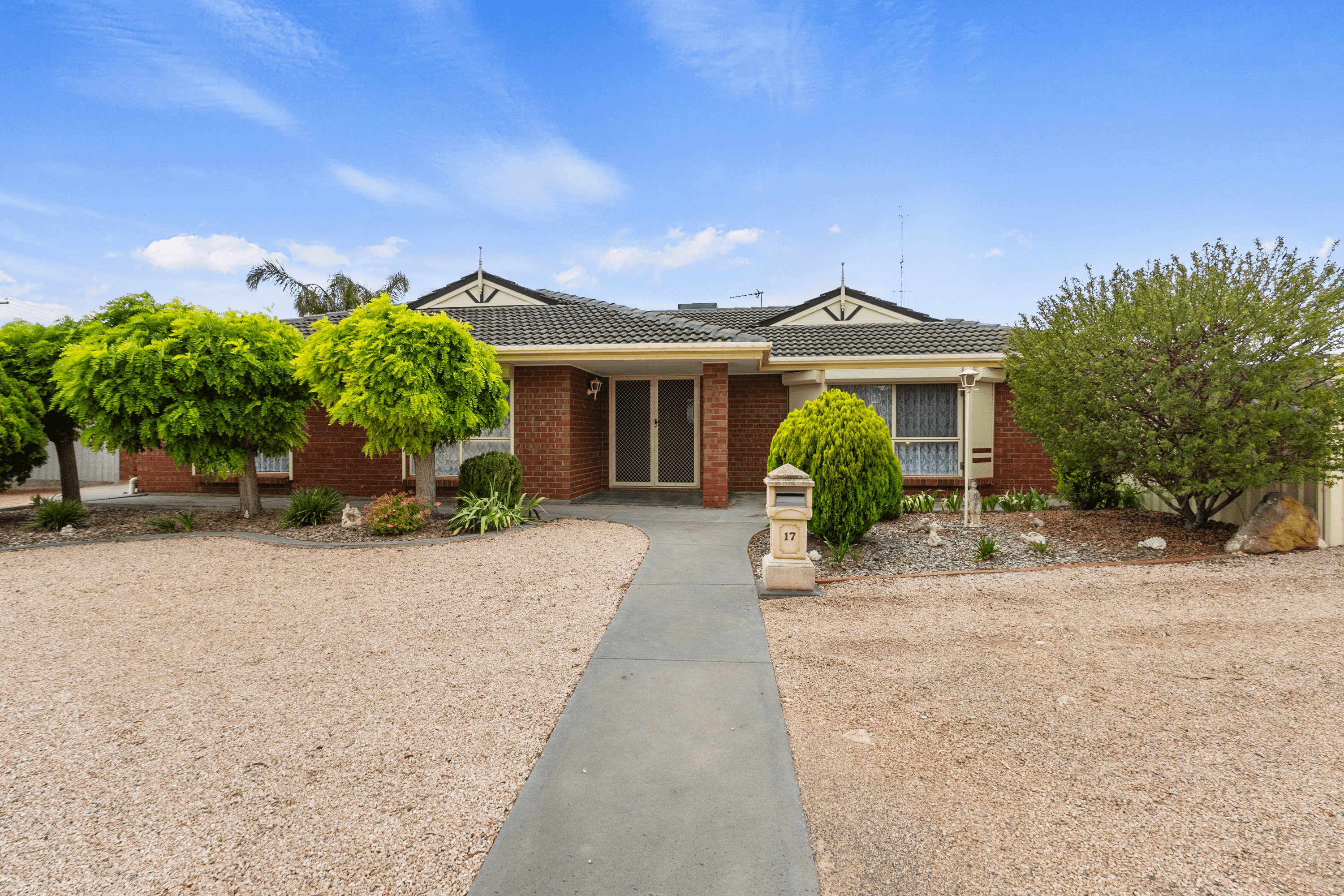 17 Dimond Court, KADINA, SA 5554