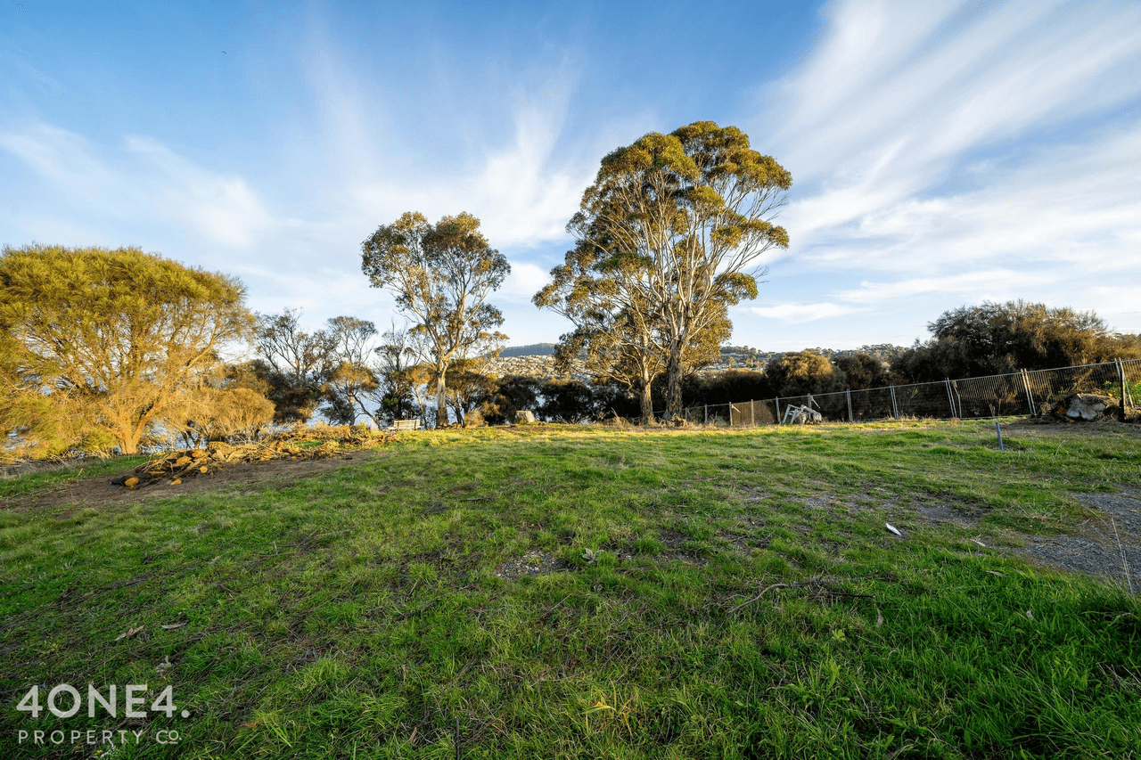 42 Home Avenue, Blackmans Bay, TAS 7052