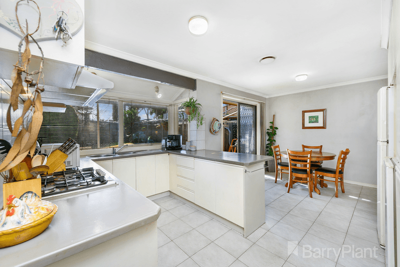 7 Merdon Place, Kurunjang, VIC 3337