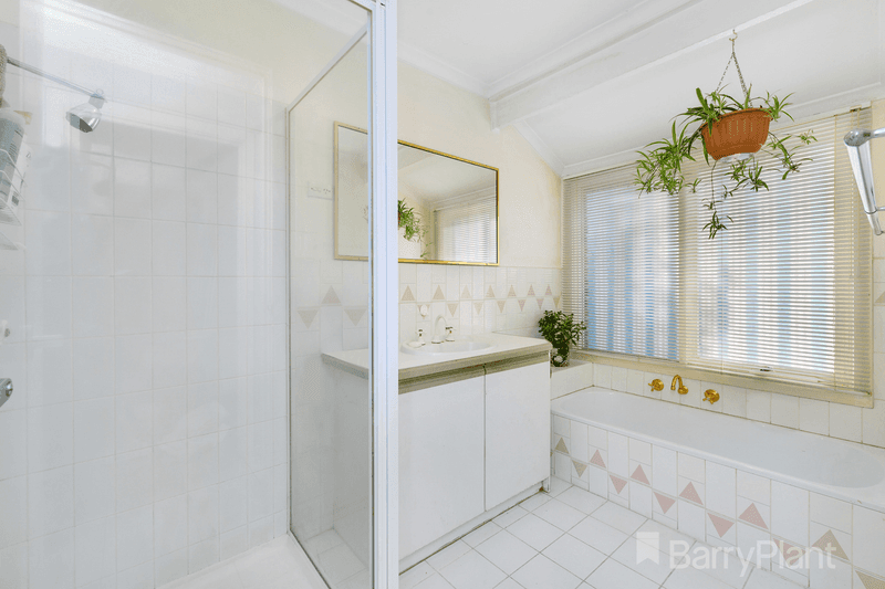 7 Merdon Place, Kurunjang, VIC 3337