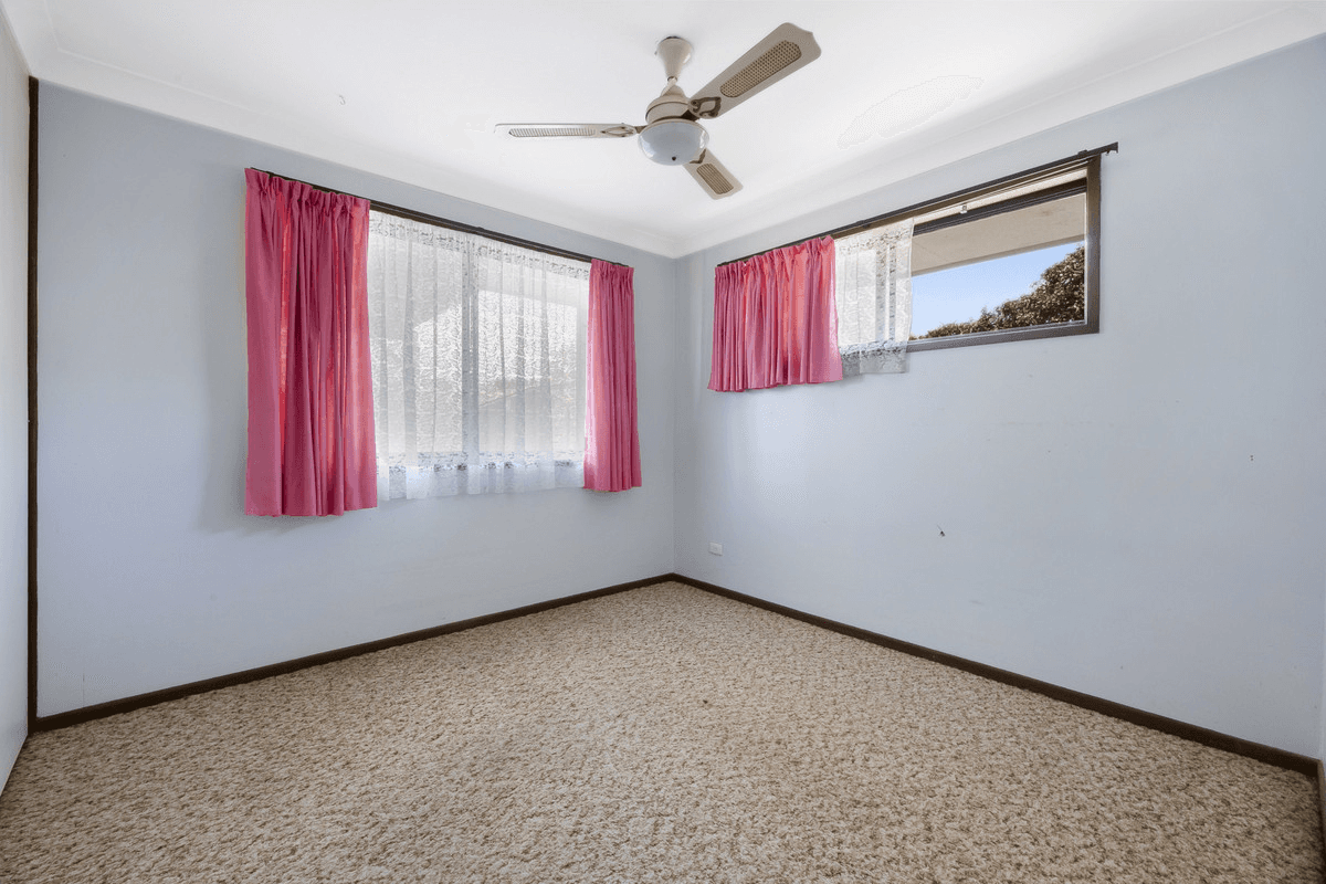 1/2 Doggett Drive, Miami, QLD 4220