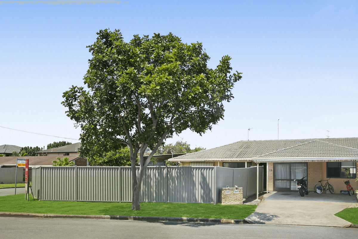 1/2 Doggett Drive, Miami, QLD 4220