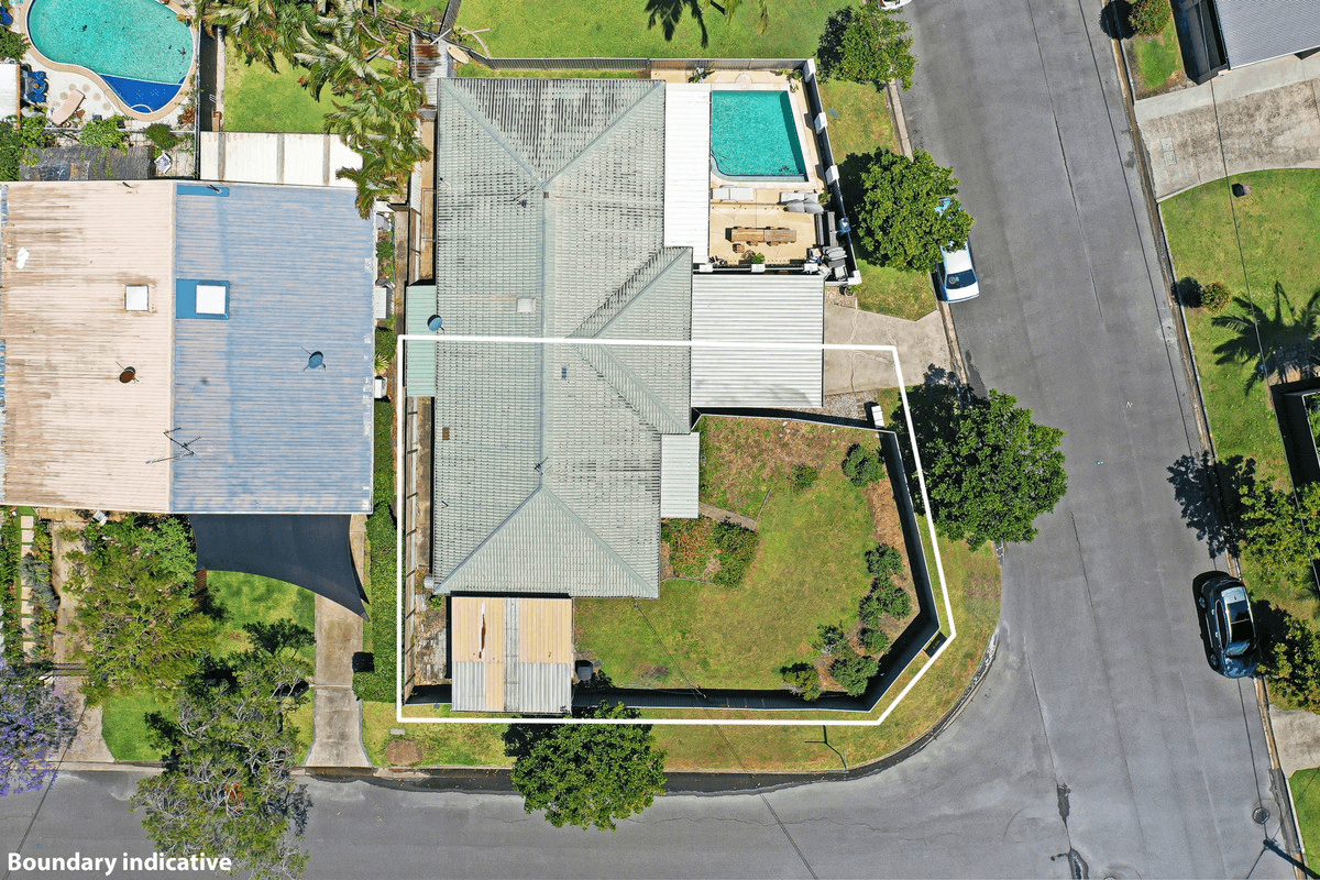 1/2 Doggett Drive, Miami, QLD 4220