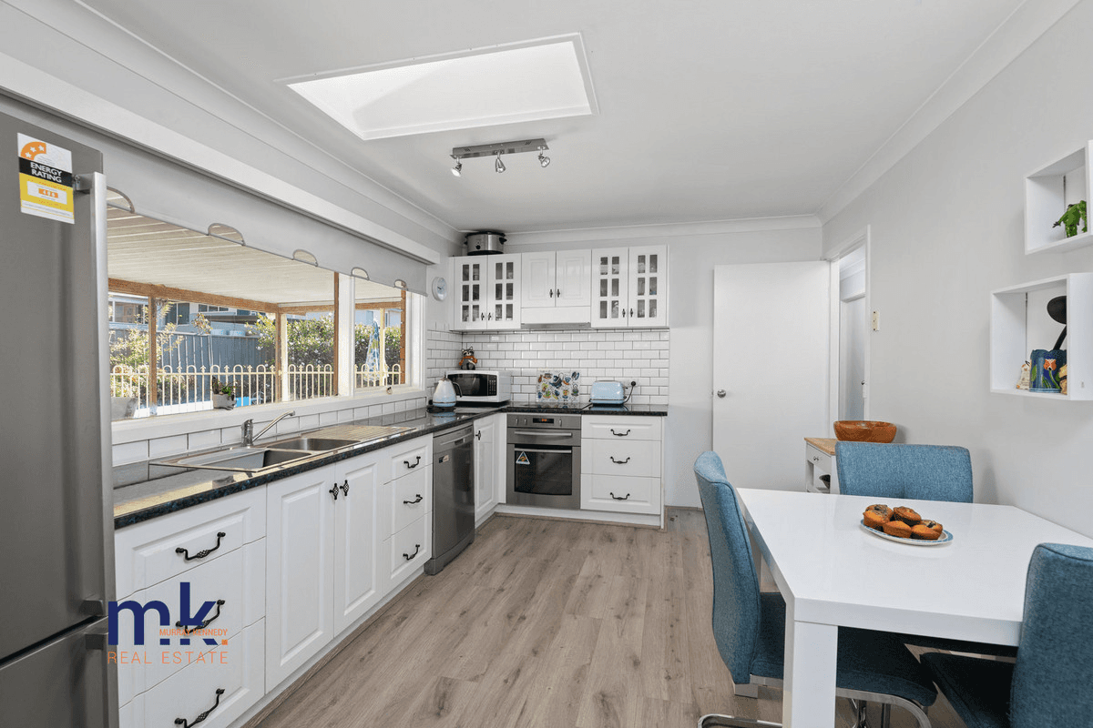 21 Stranraer Drive, St Andrews, NSW 2566