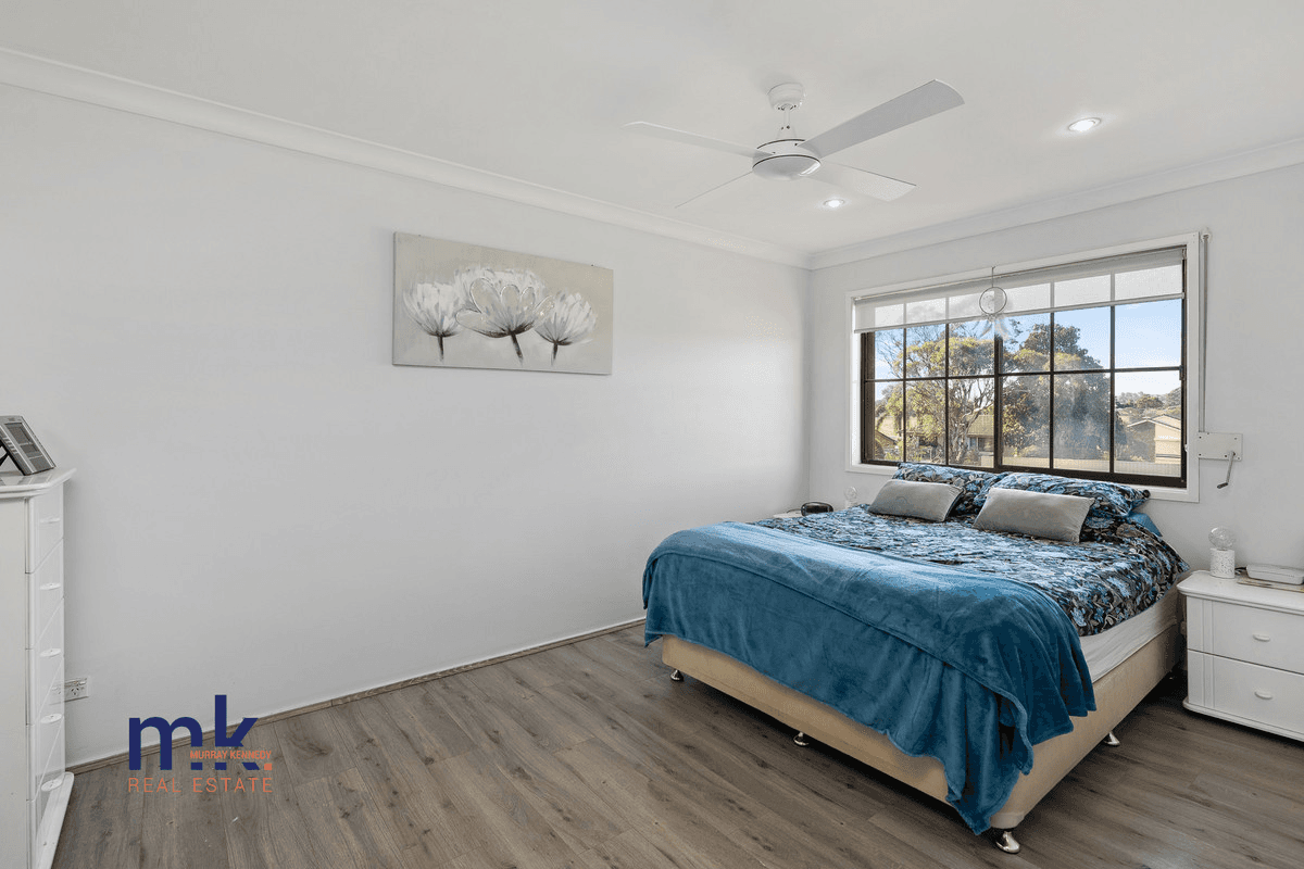 21 Stranraer Drive, St Andrews, NSW 2566