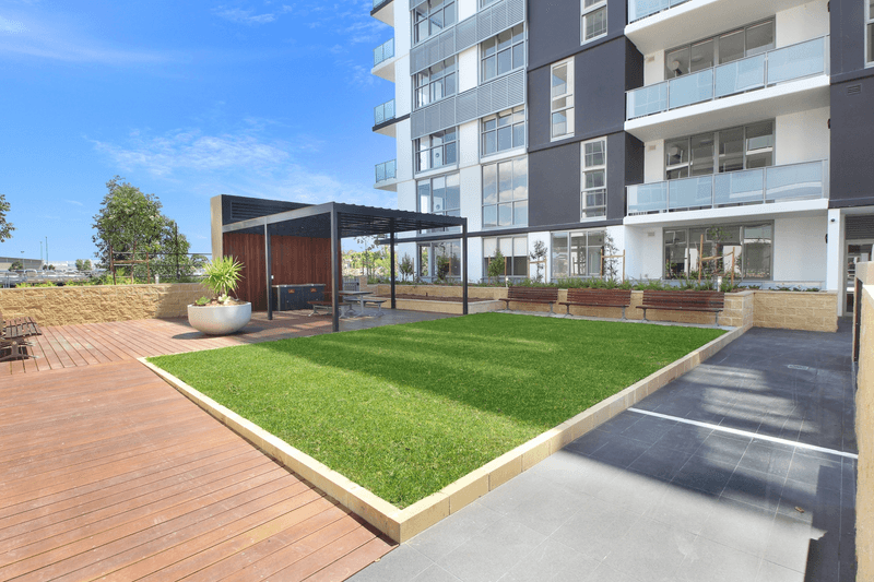 522/1-39 Lord Sheffield Circuit, Penrith, NSW 2750