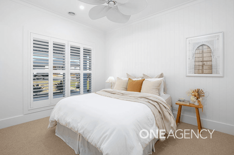 4 RONALD STREET, GOBBAGOMBALIN, NSW 2650