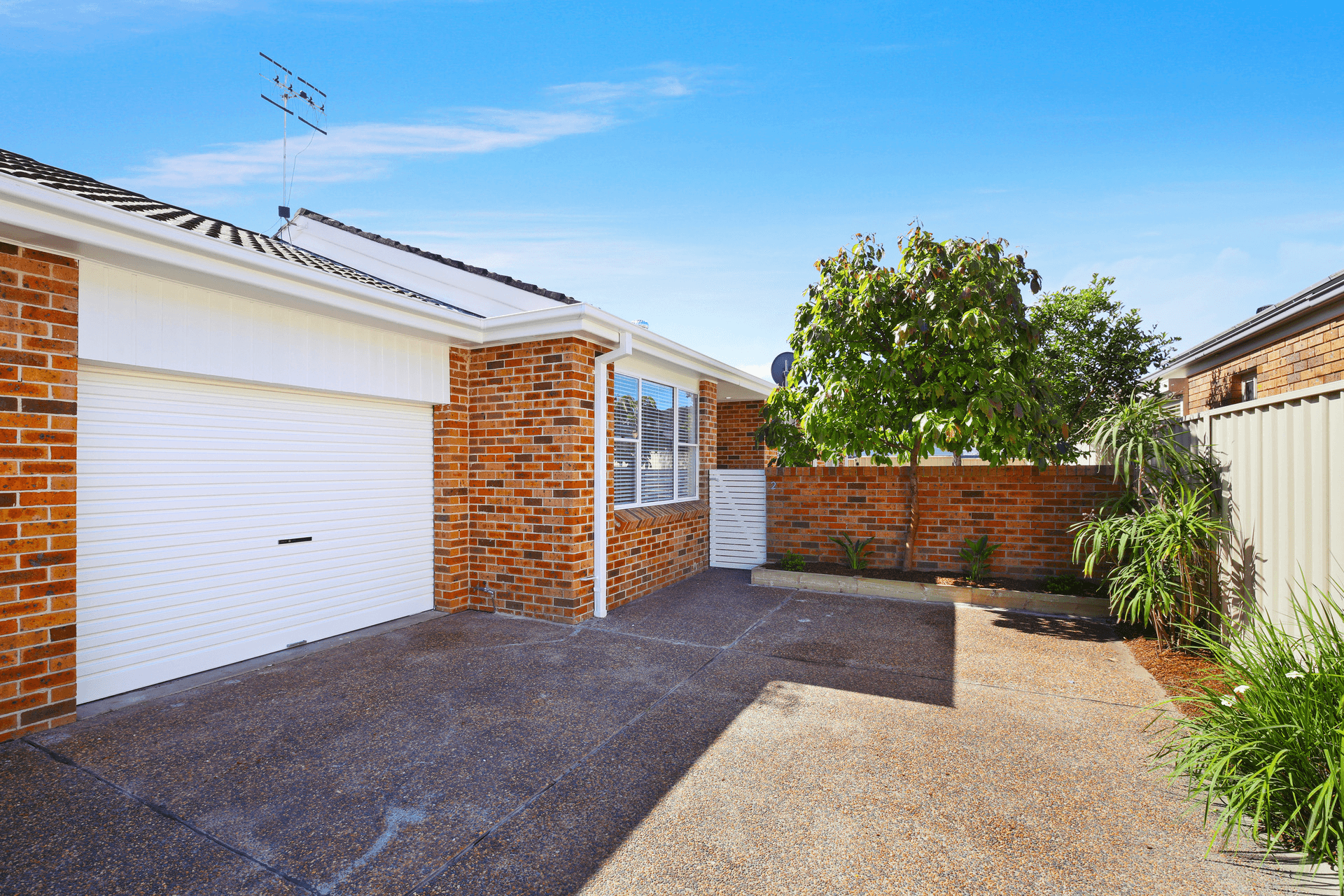 2/43 Bangalow Street, Ettalong Beach, NSW 2257