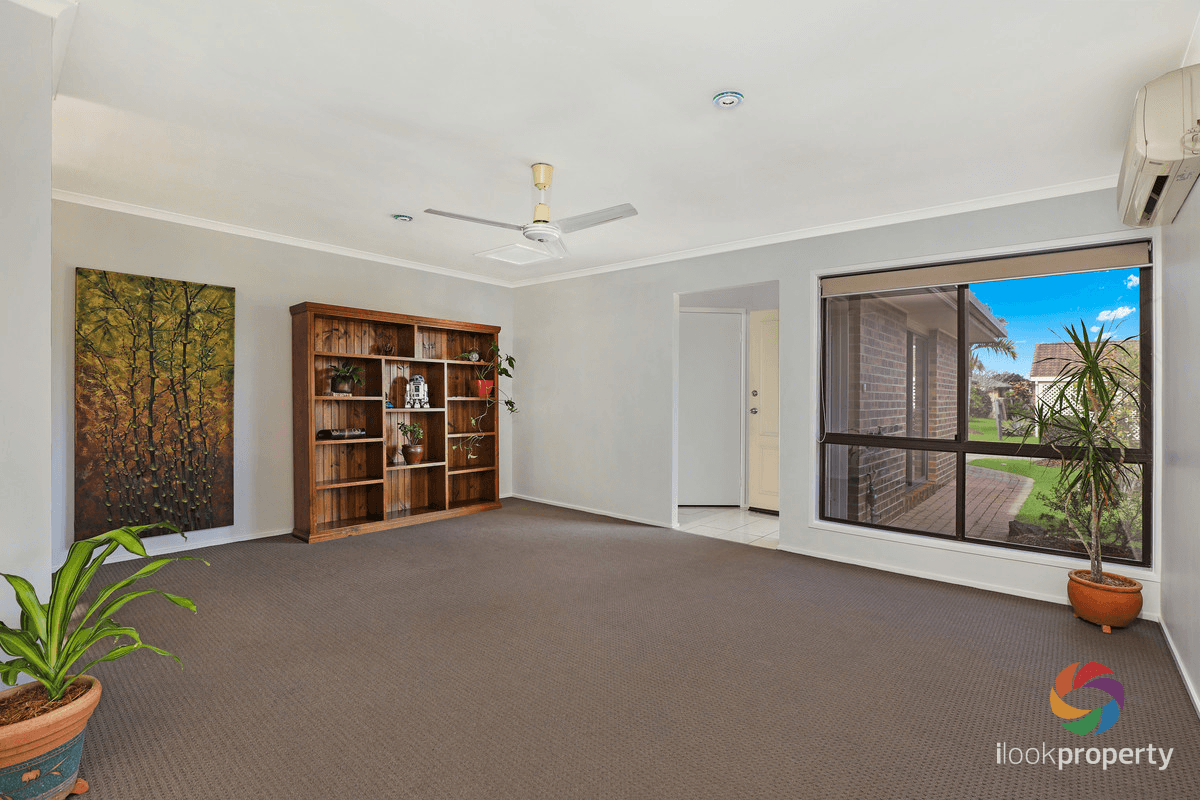 114/8 Melody Court, Warana, QLD 4575