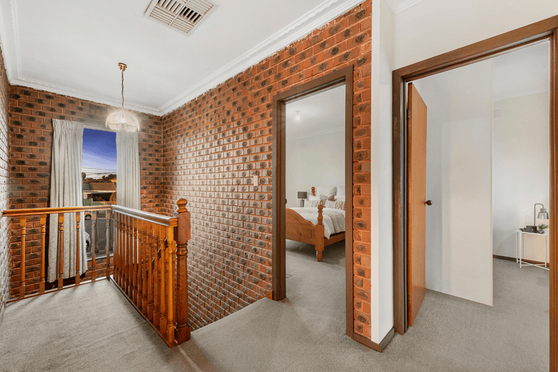 9 Cresmont Court, Kings Park, VIC 3021