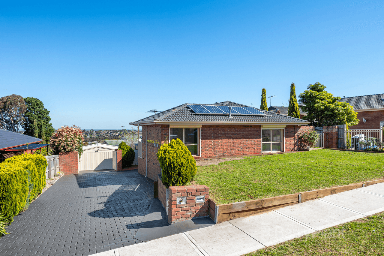 11 Oxley Way, Endeavour Hills, VIC 3802