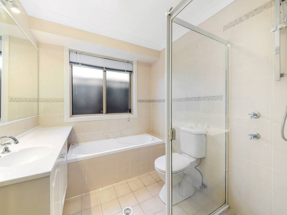 1/24 Blackbutt Crescent, GREYSTANES, NSW 2145