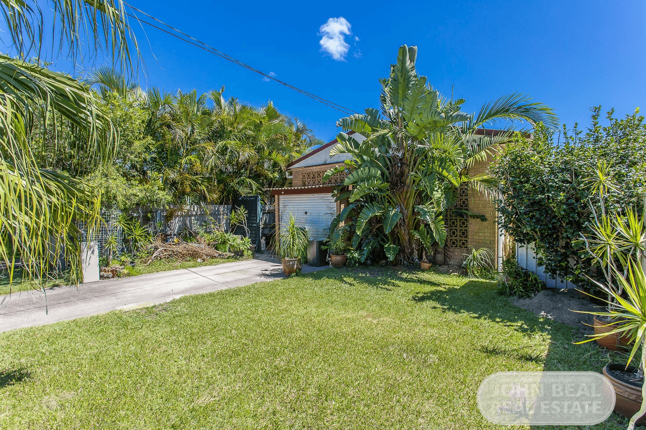 24 Frank St, Scarborough, QLD 4020