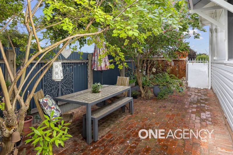 26 ALBURY STREET, WAGGA WAGGA, NSW 2650