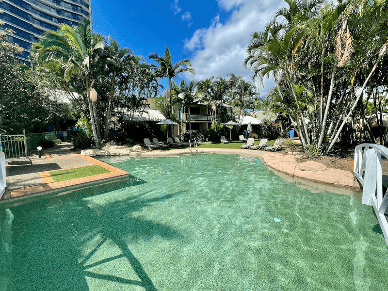 10 Alexandra Avenue, Mermaid Beach, QLD 4218