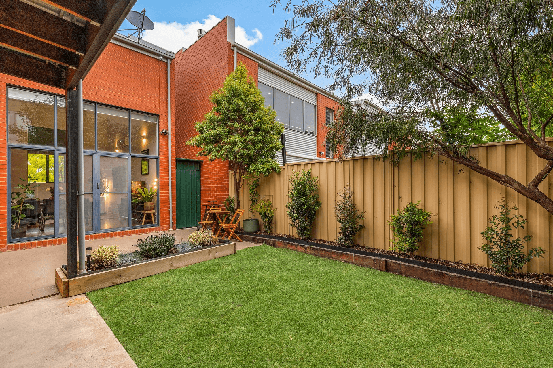 8 Catani Mews, Caroline Springs, VIC 3023