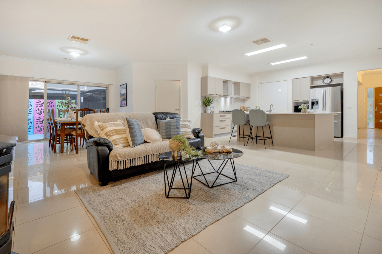 4 Brighton Place, CRAIGIEBURN, VIC 3064