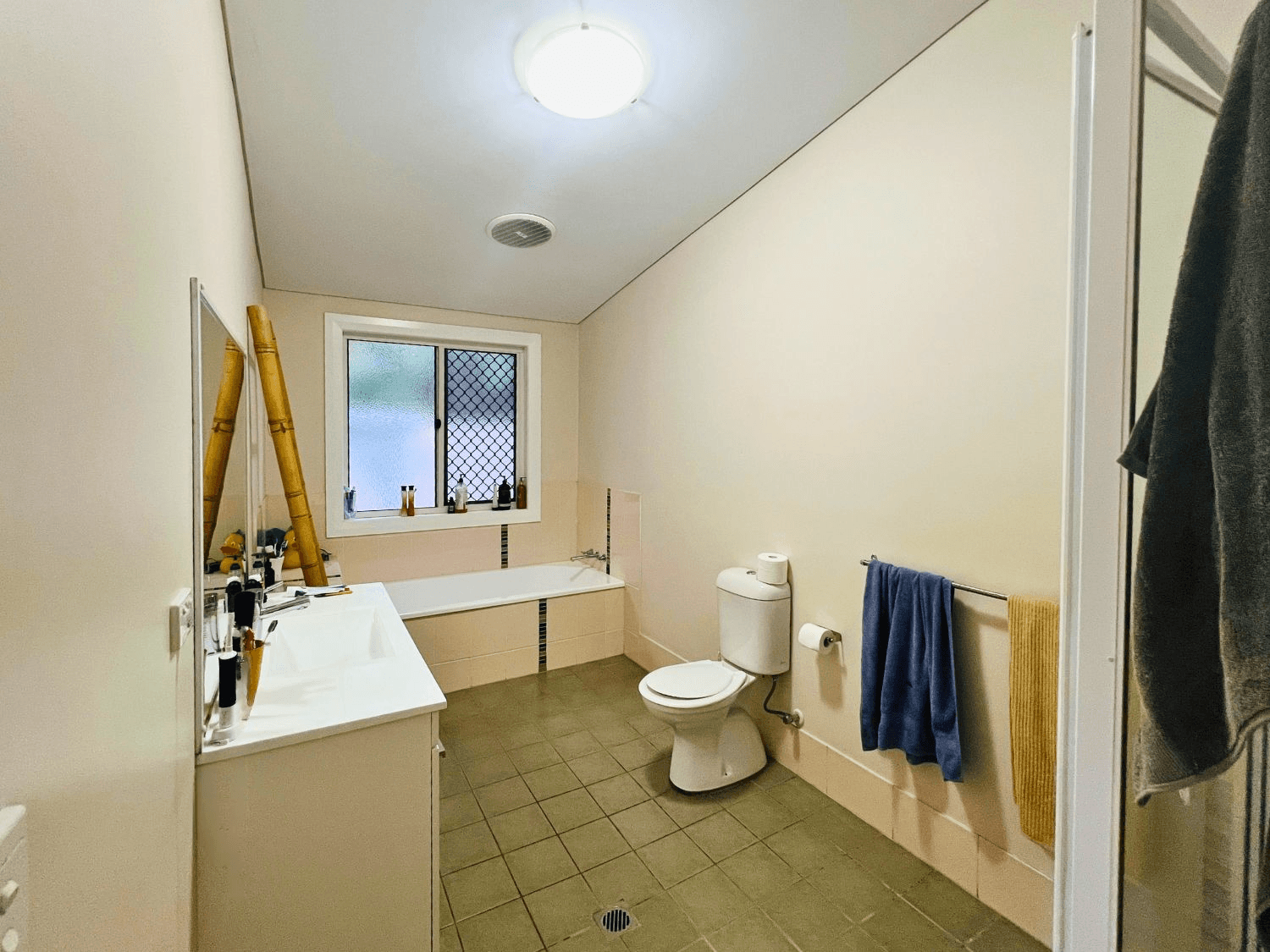 101 Clements Street, MORANBAH, QLD 4744
