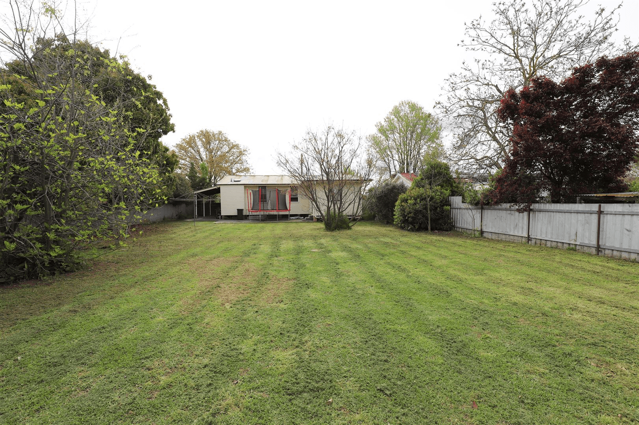 176 Sutton Street, COOTAMUNDRA, NSW 2590