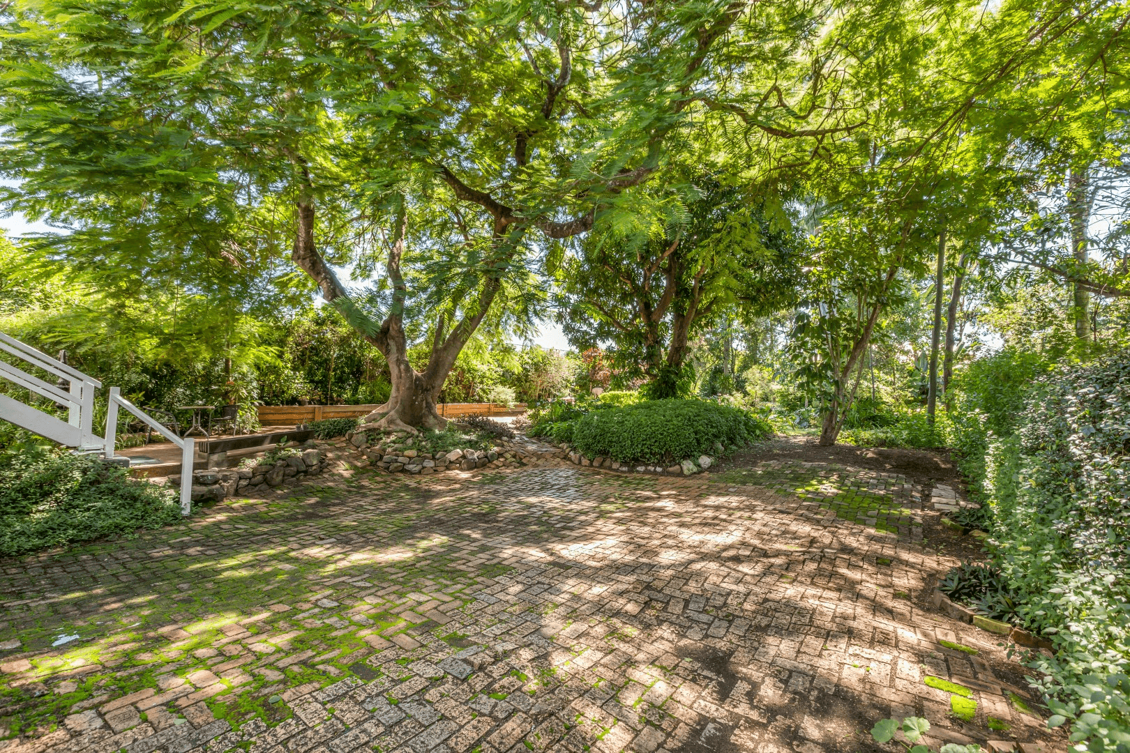 20 GLEBE ROAD, NEWTOWN, QLD 4305