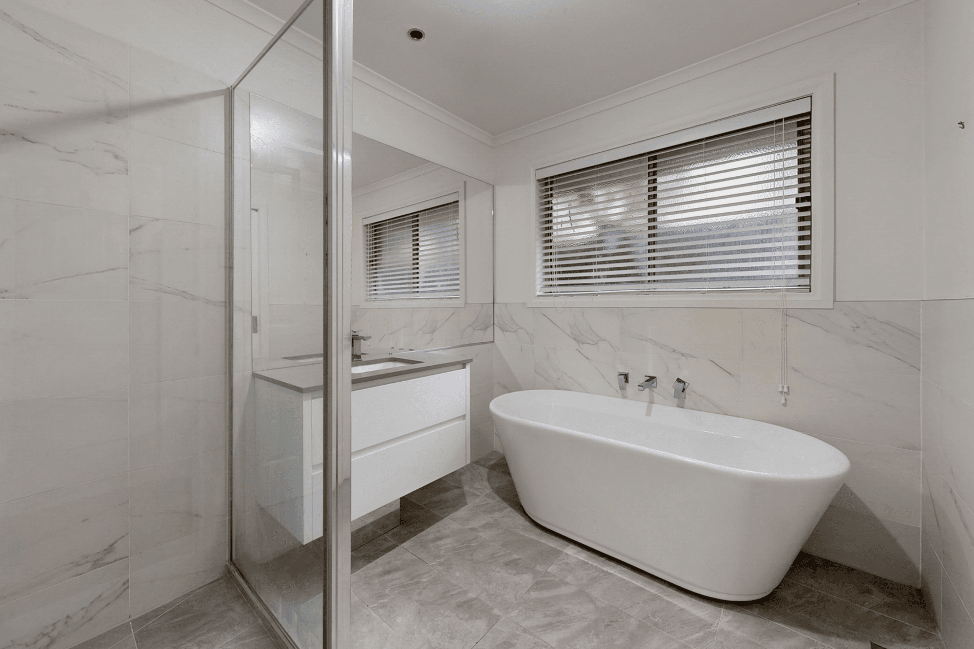 10 The Oaks, NARRE WARREN, VIC 3805