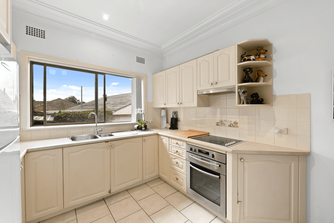 12 Francine Street, SEVEN HILLS, NSW 2147