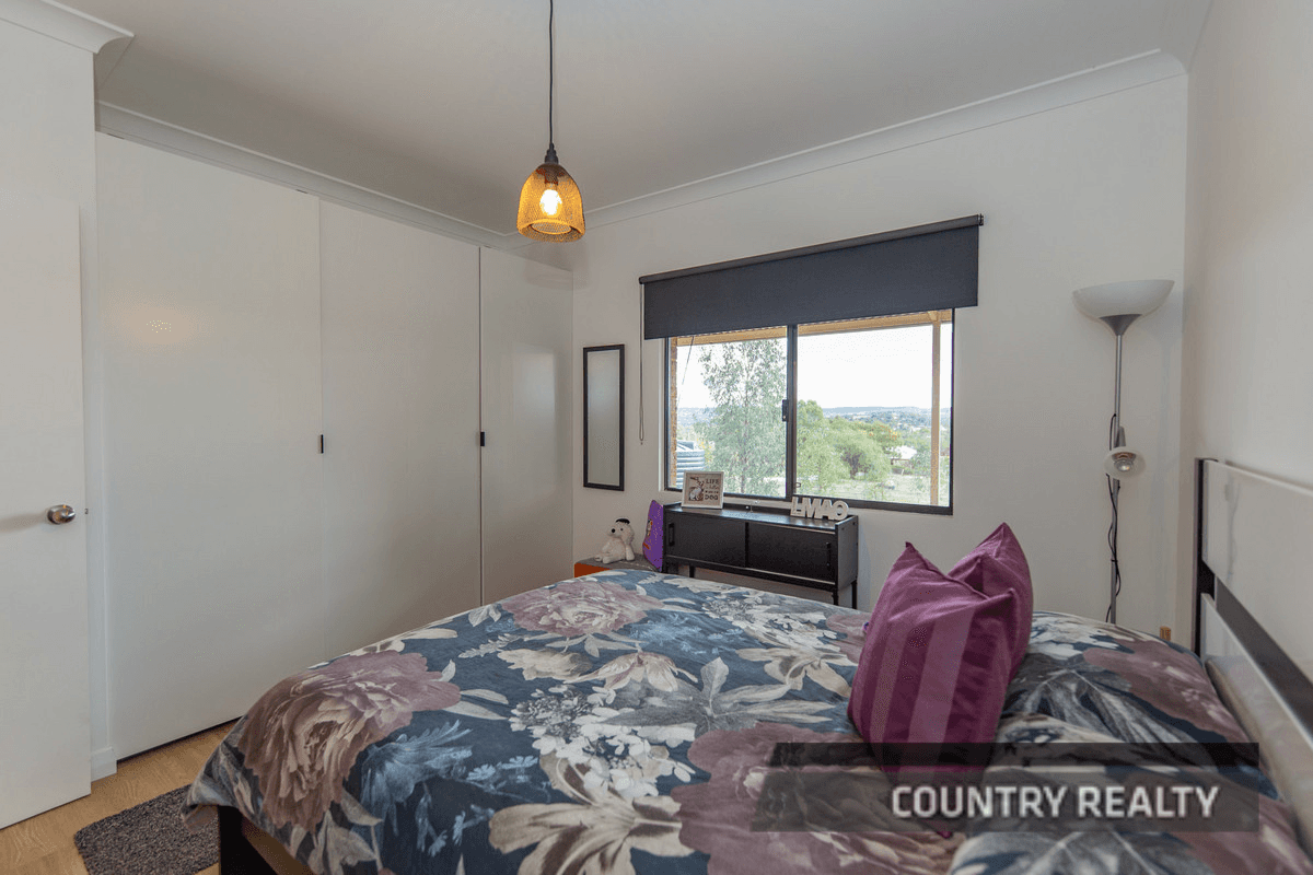 22 Steere Road, York, WA 6302