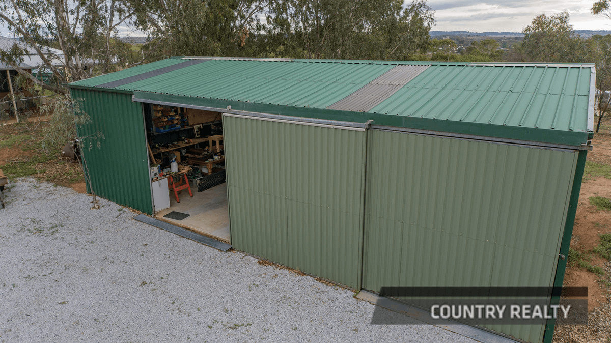 22 Steere Road, York, WA 6302