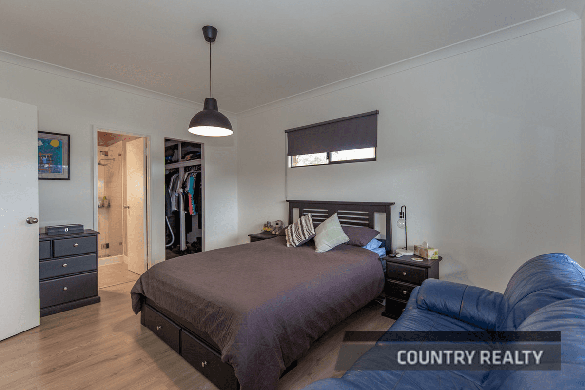 22 Steere Road, York, WA 6302