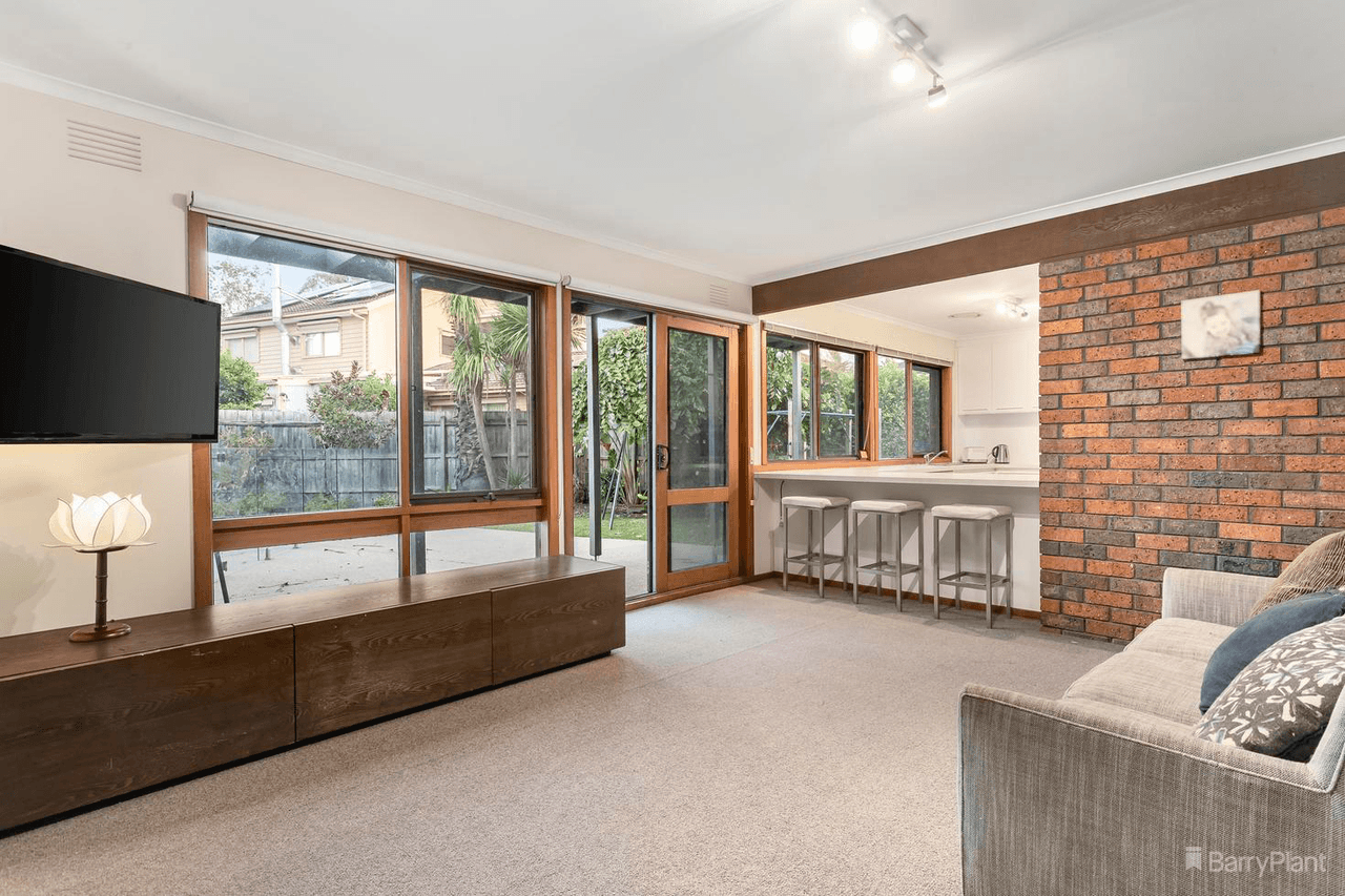 8  Cambridge Wynd, TEMPLESTOWE LOWER, VIC 3107