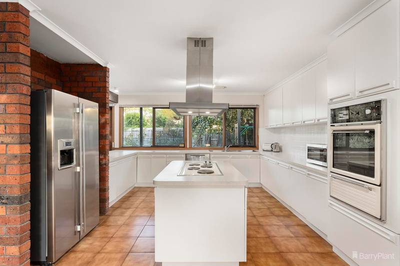 8 Cambridge Wynd, TEMPLESTOWE LOWER, VIC 3107