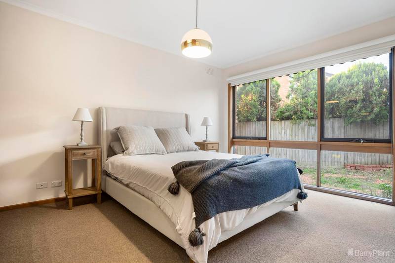 8 Cambridge Wynd, TEMPLESTOWE LOWER, VIC 3107