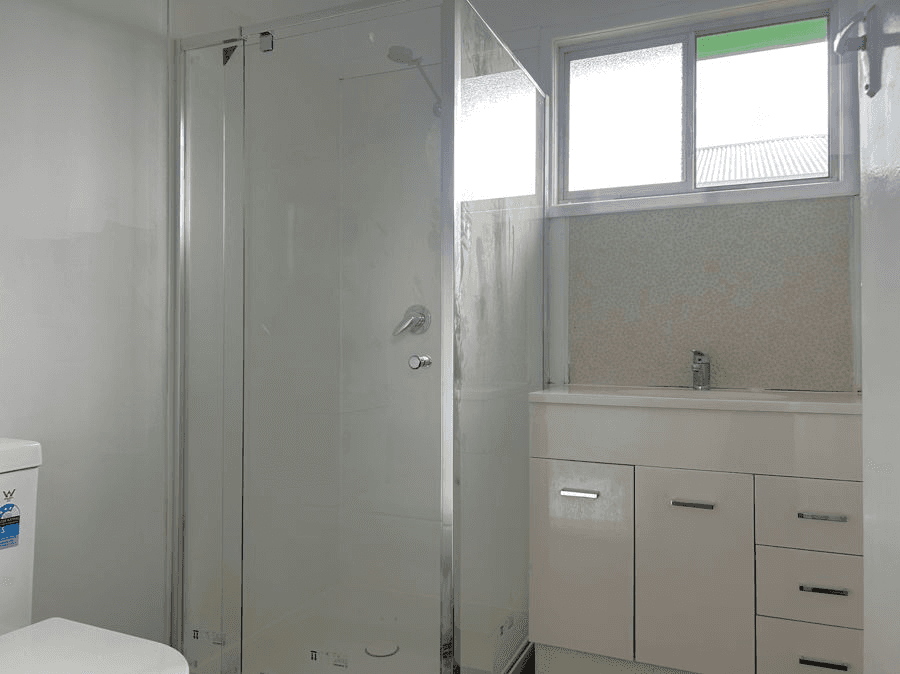 Room 2/8 Ranfurly Street, NEWTOWN, QLD 4350