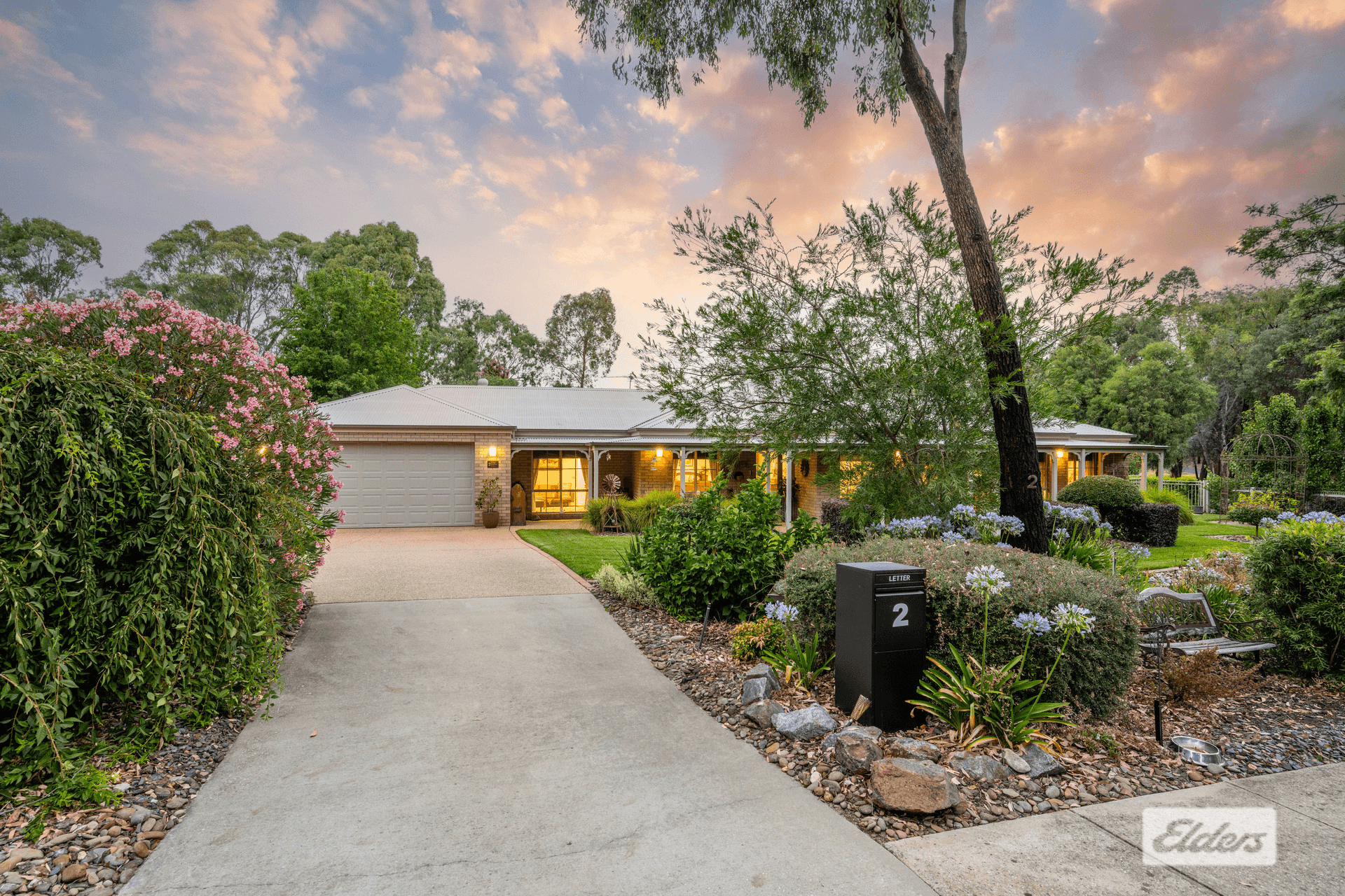 2 Blue Bonnet Way, Wodonga, VIC 3690