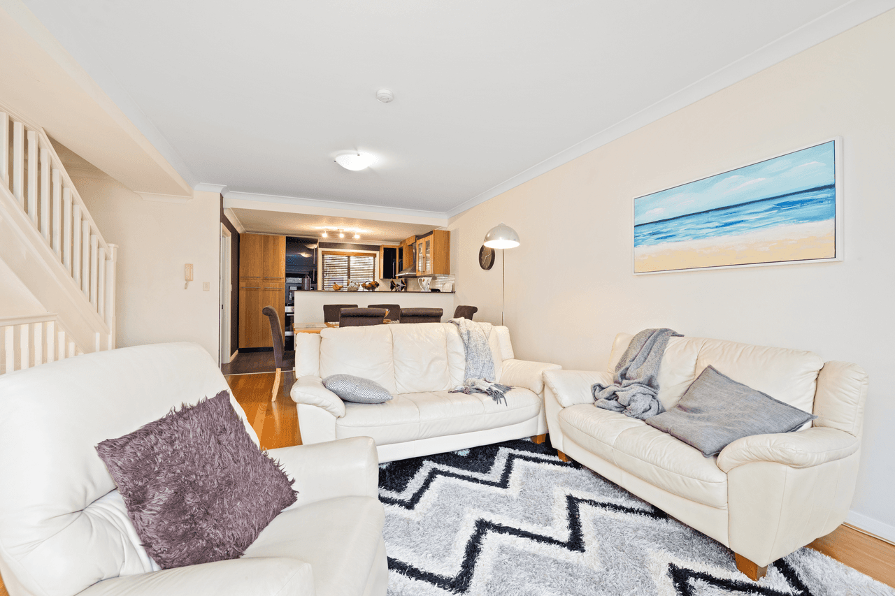 9 Sawyer Crescent, LANE COVE NORTH, NSW 2066