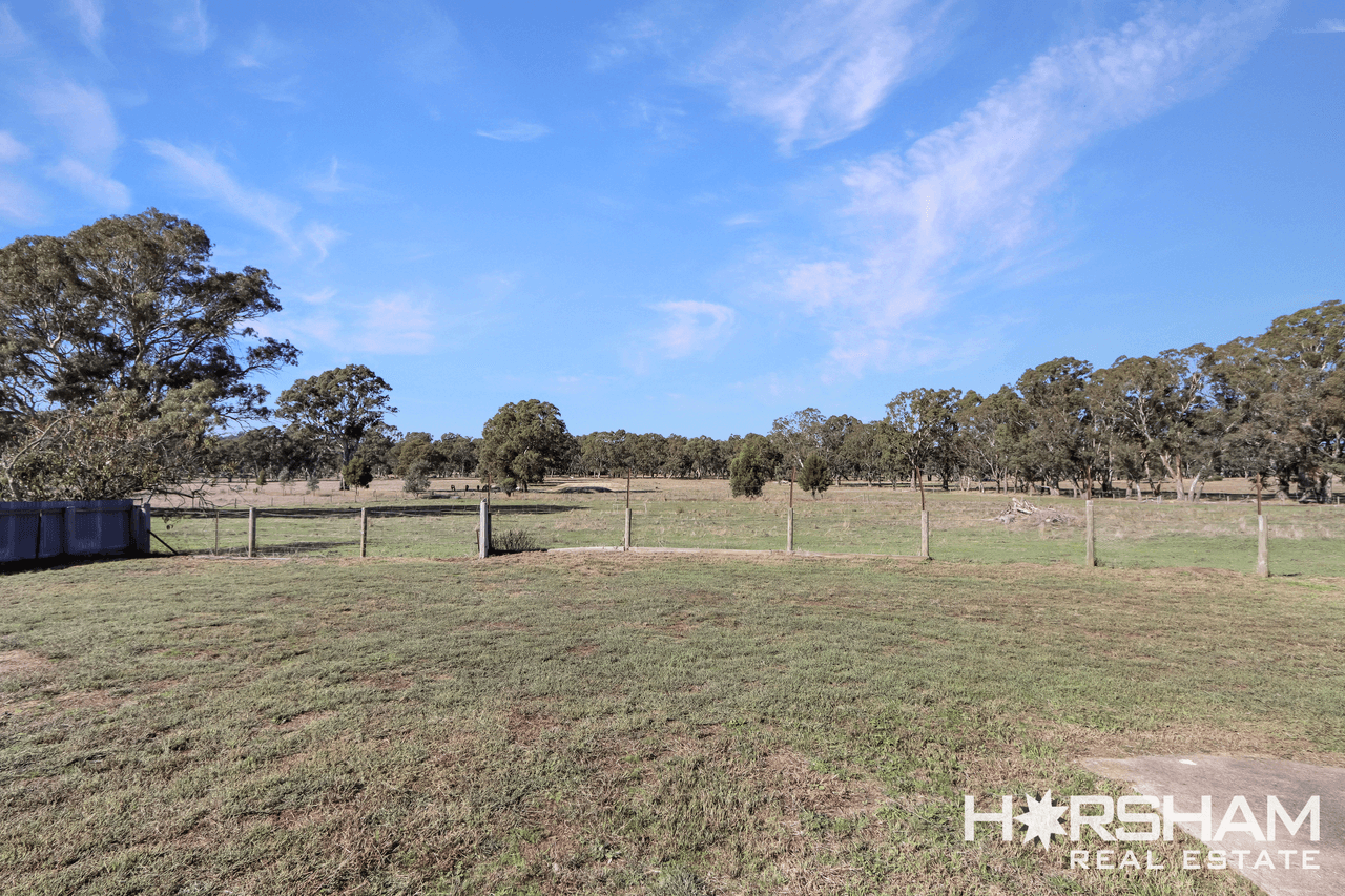 90 Coleraine Road, BALMORAL, VIC 3407