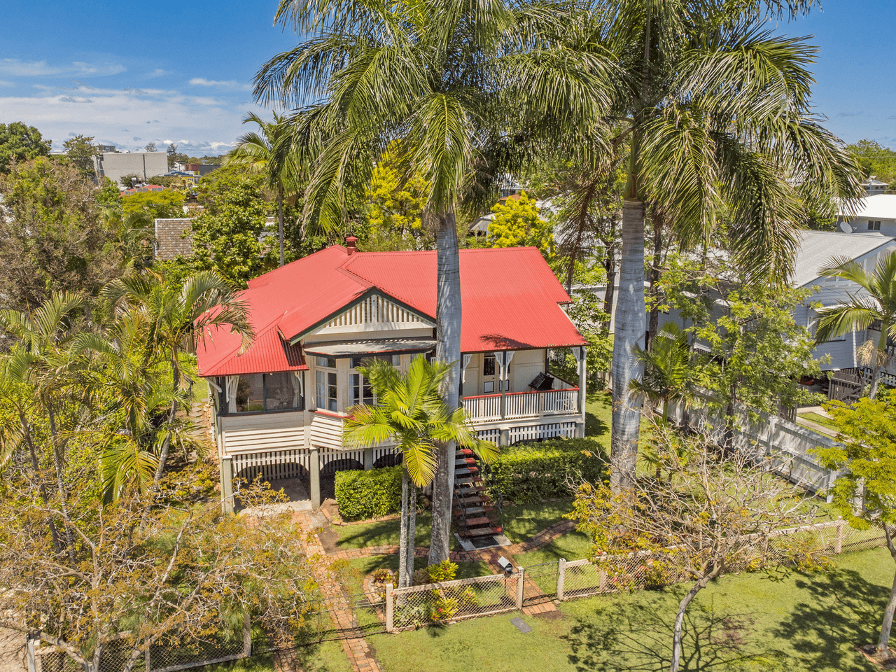 19 Strong Avenue, Graceville, QLD 4075