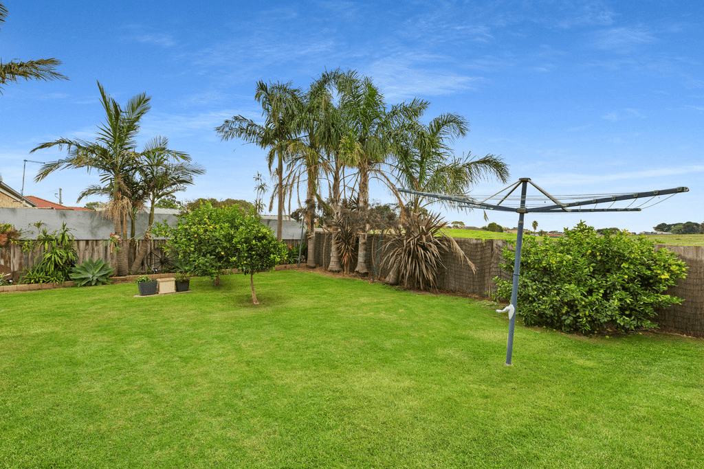 7  Ross Crescent, SKYE, VIC 3977