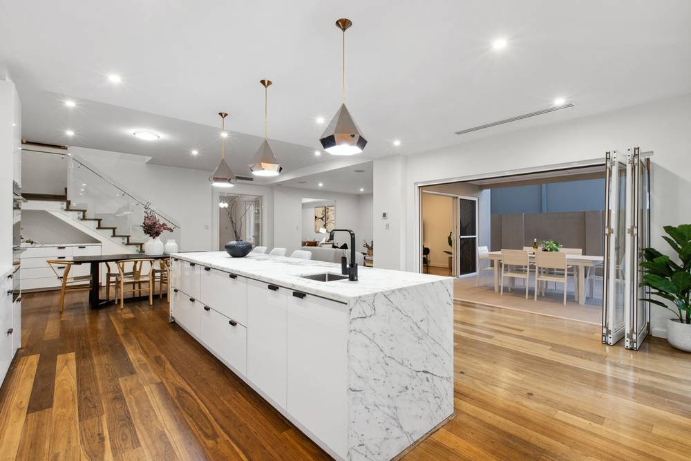 4 Pantheon Avenue, NORTH COOGEE, WA 6163