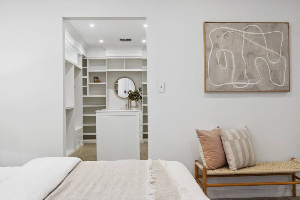 4 Pantheon Avenue, NORTH COOGEE, WA 6163