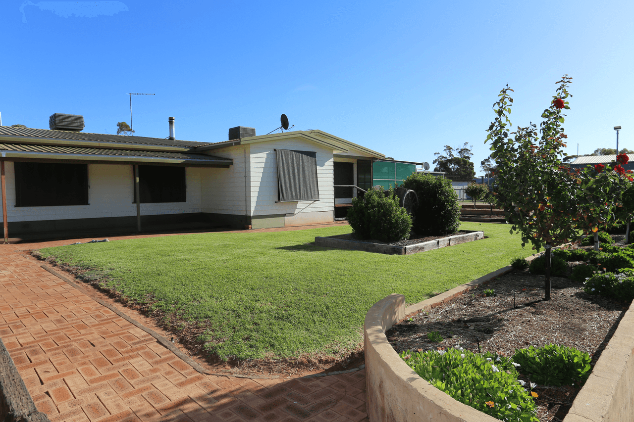 1 Wandoo Street, KAMBALDA WEST, WA 6442