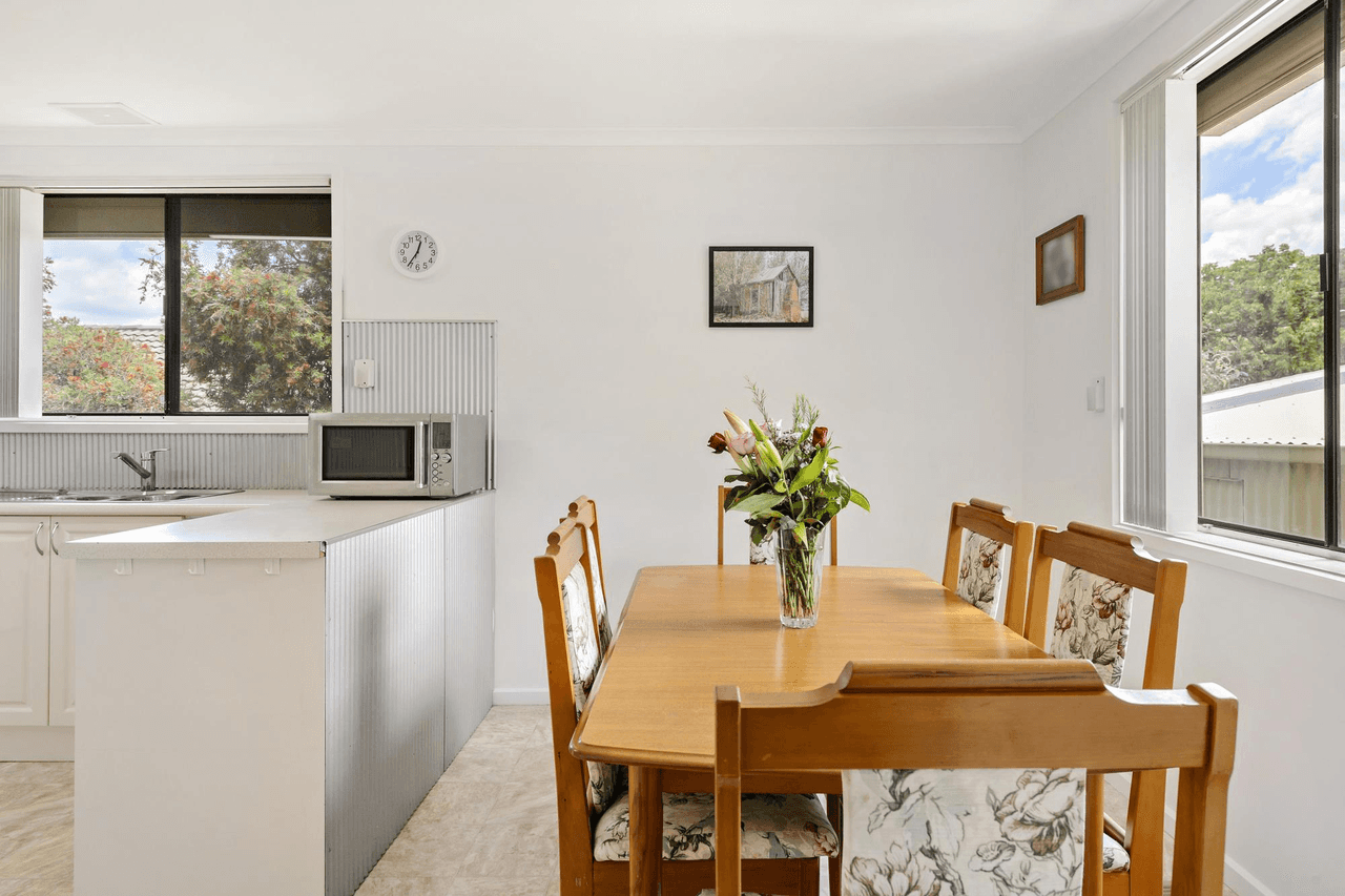 38 Cooney Court, CHARNWOOD, ACT 2615